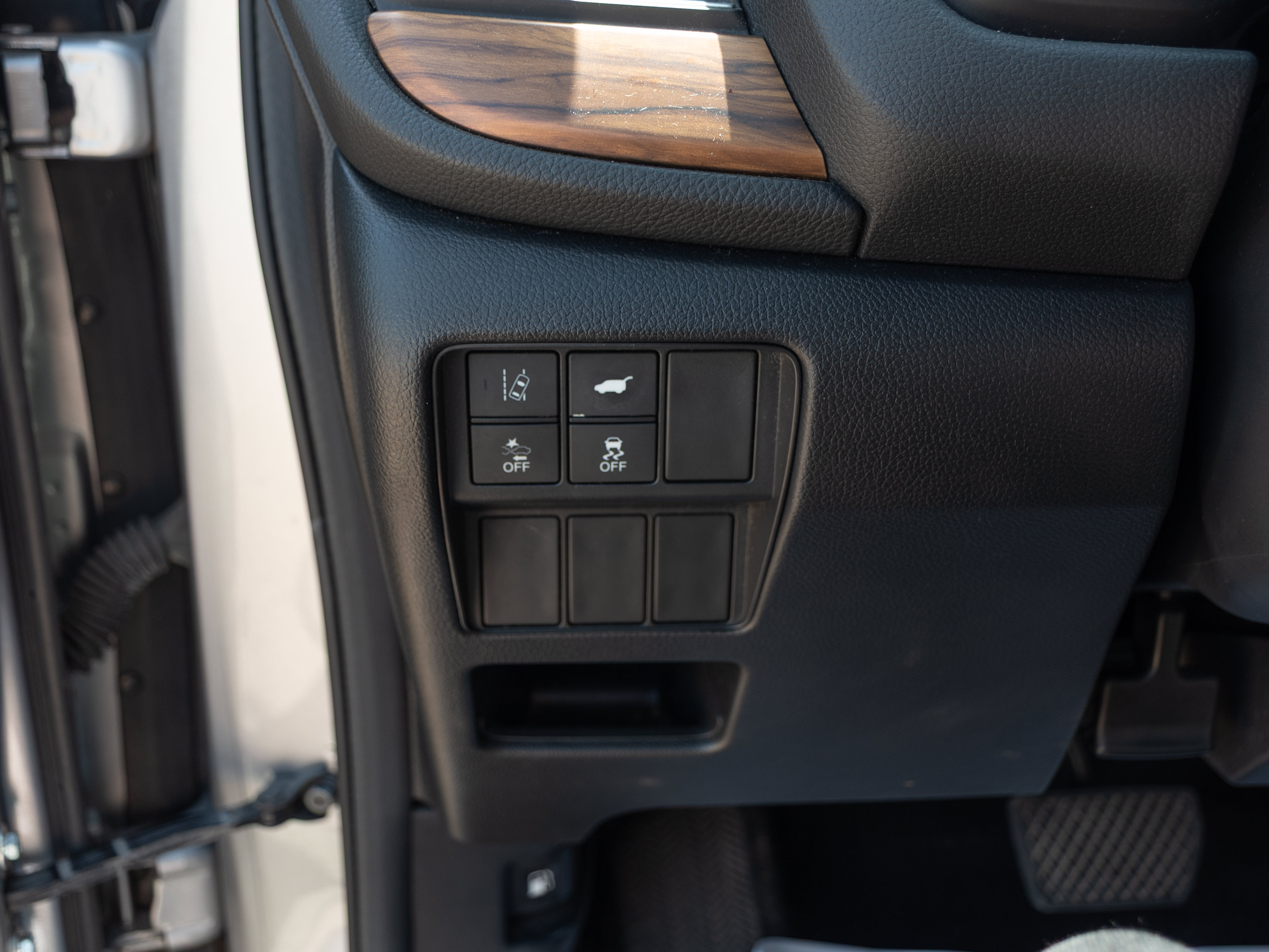 Used 2017 Honda CR-V Touring image 13