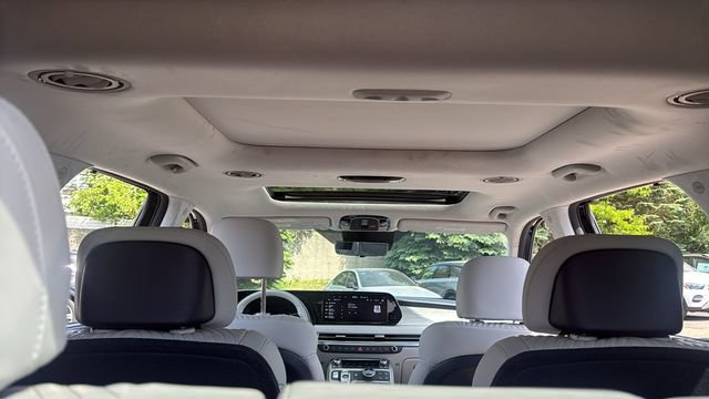 Used 2024 Hyundai Palisade AWD image 20