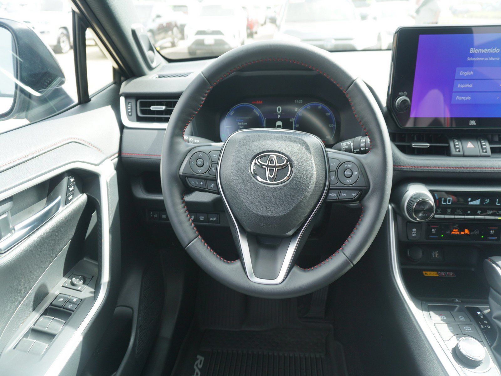 Used 2025 Toyota RAV4 XSE w/ Premium Package AWD/4WD image 18