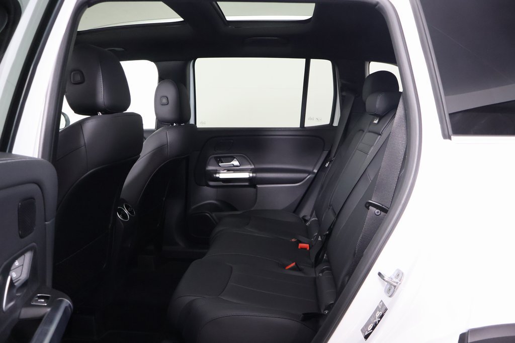 New 2026 Mercedes-Benz GLB 250 image 6