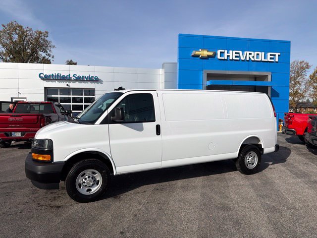 New 2027 Chevrolet Express 3500 Extended w/ Driver Convenience Package RWD image 3