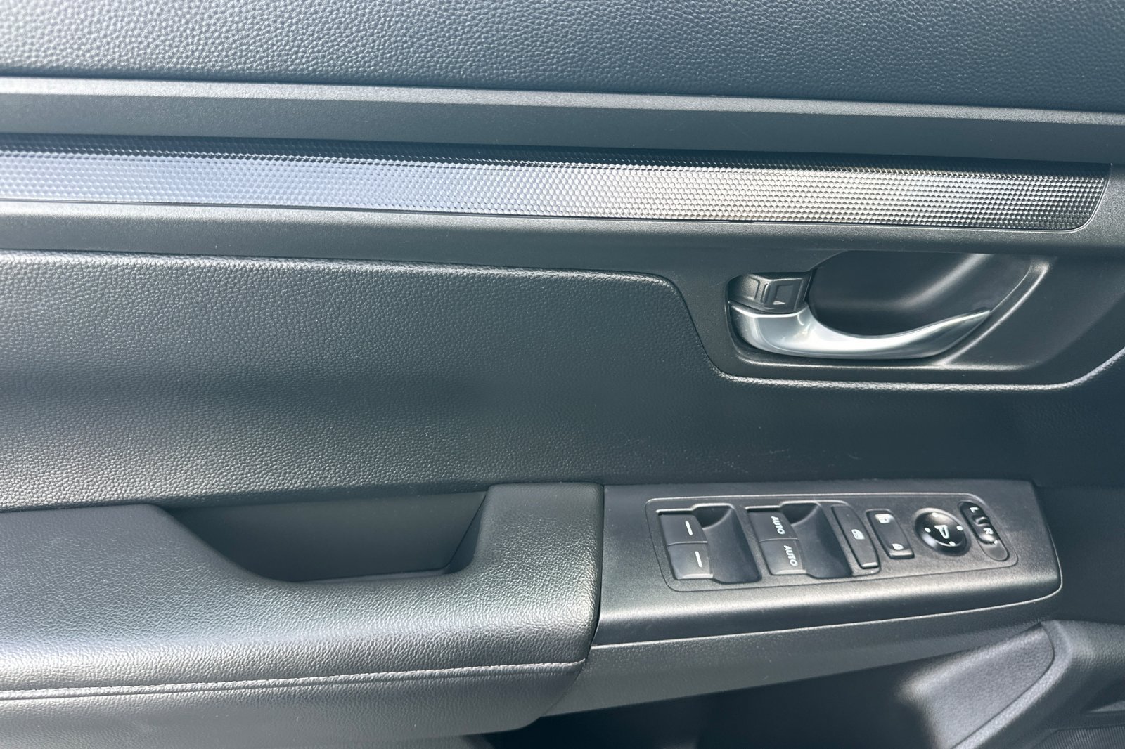 Used 2024 Honda CR-V EX image 11
