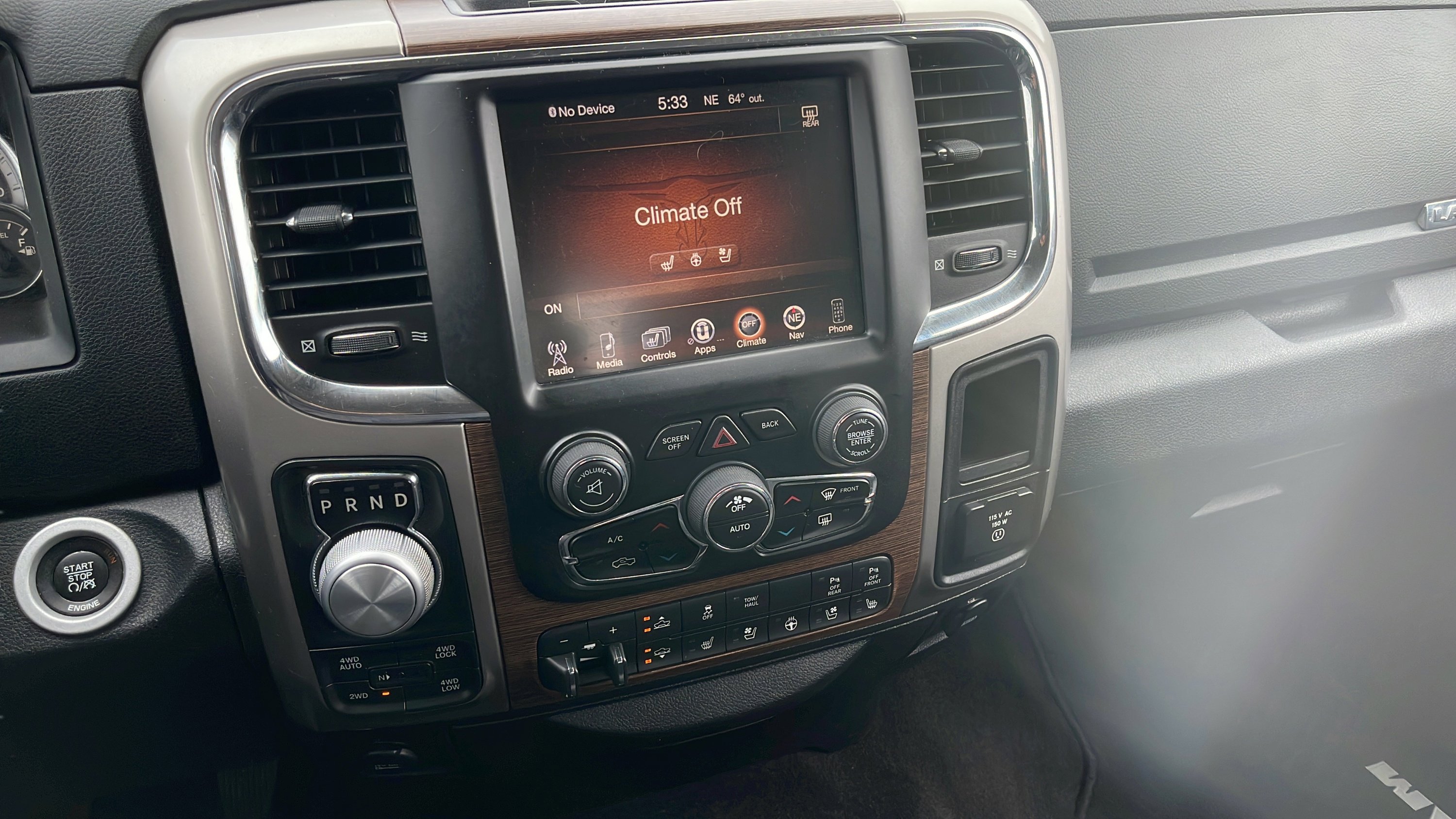 Used 2016 RAM 1500 Laramie w/ Convenience Group image 14