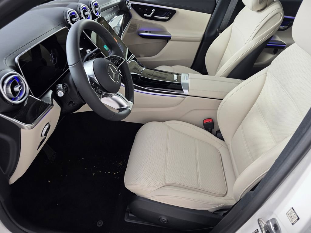 New 2026 Mercedes-Benz GLC 300 4MATIC image 6
