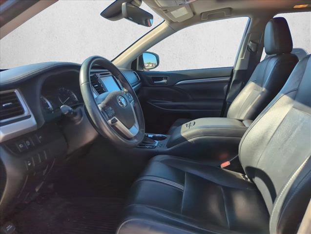 Certified 2018 Toyota Highlander SE image 8