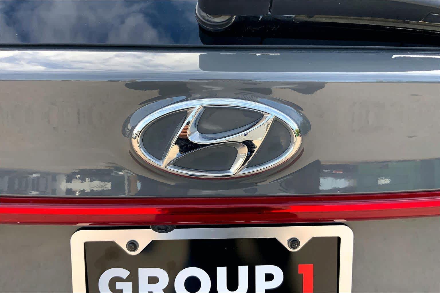 Used 2023 Hyundai Santa Fe SEL FWD image 29