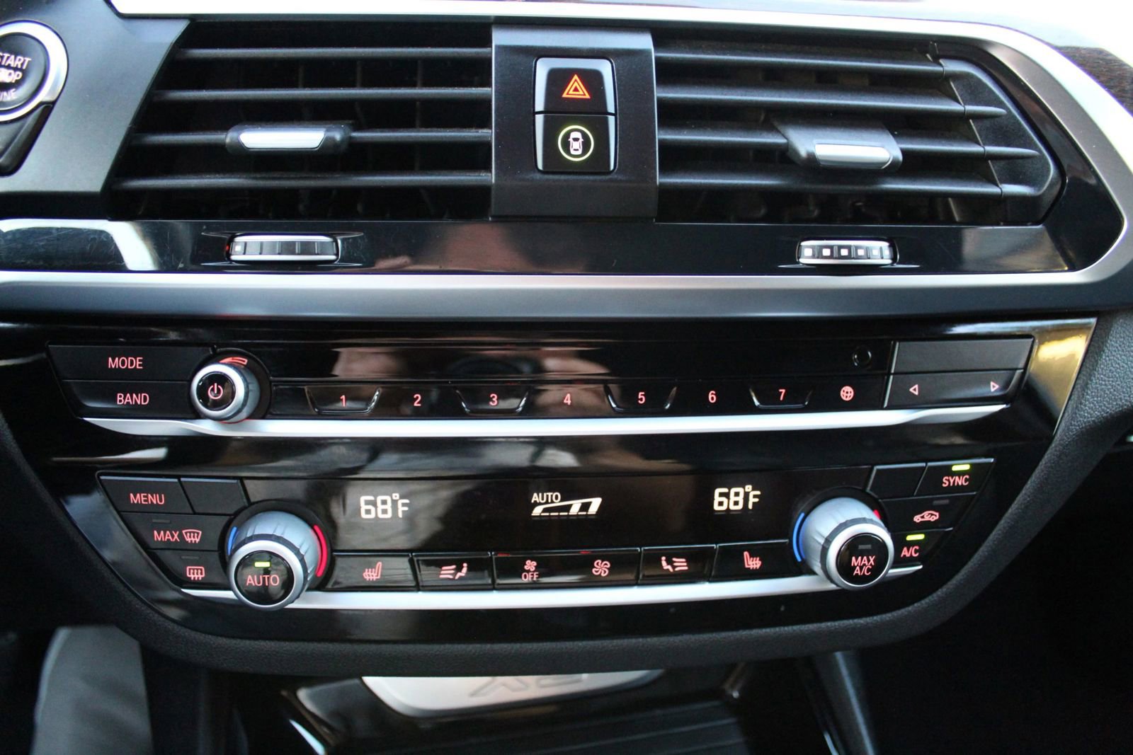 Used 2019 BMW X3 sDrive30i w/ Driving Assistance Package image 23