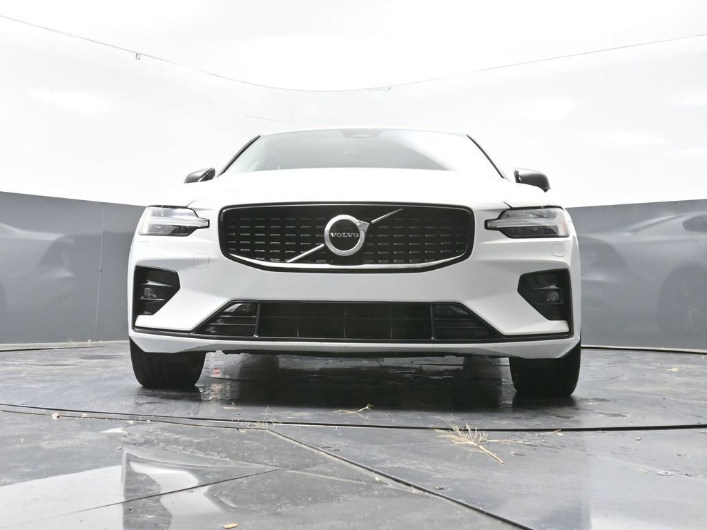 Used 2024 Volvo S60 B5 Core image 52