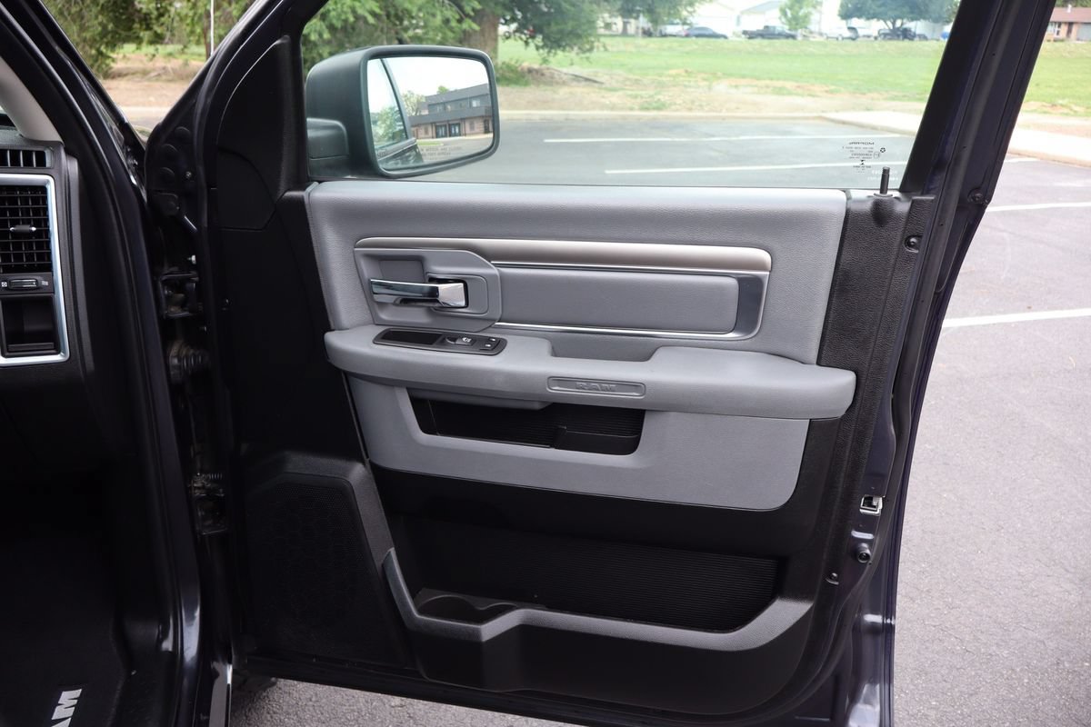 Used 2020 RAM 1500 Classic SLT RWD image 26