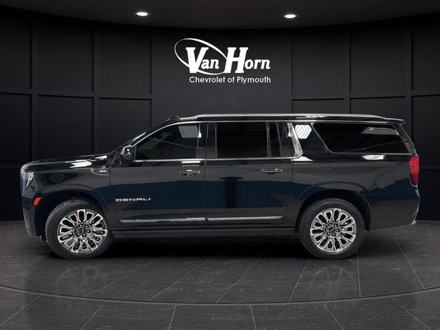 Used 2023 GMC Yukon XL Denali Ultimate image 6