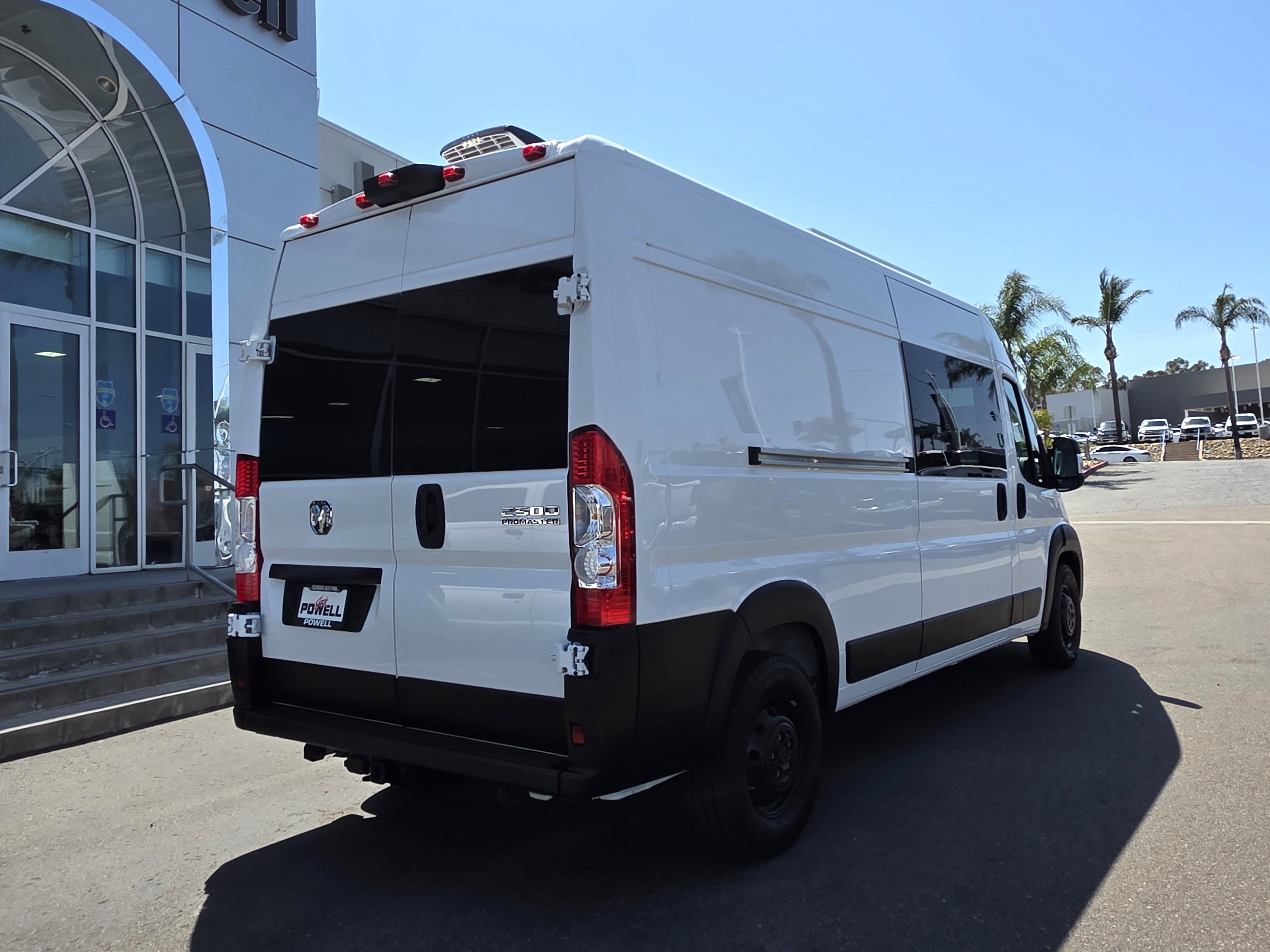 New 2023 RAM ProMaster 2500 w/ Safety Group FWD image 4