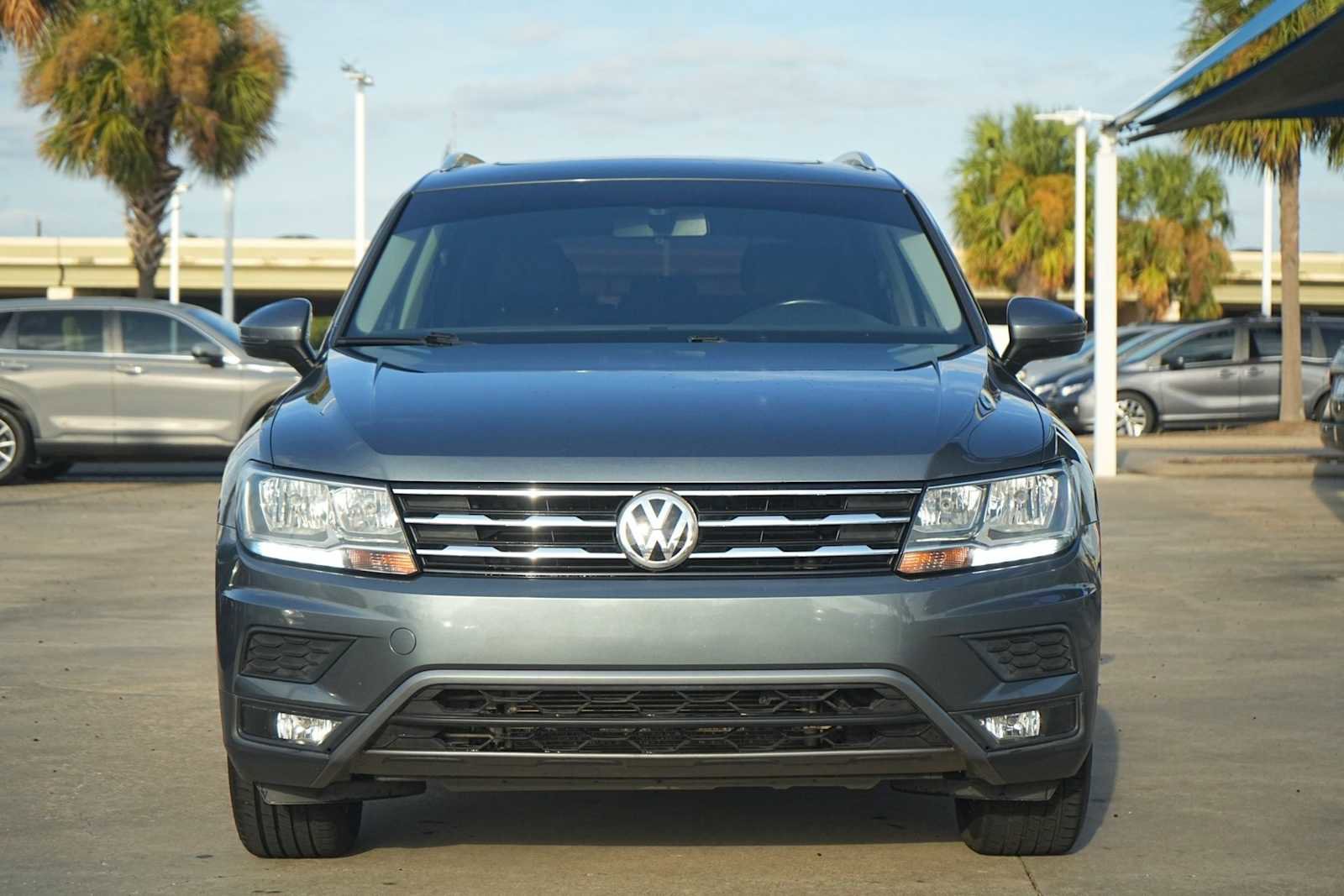 Used 2018 Volkswagen Tiguan SEL image 6