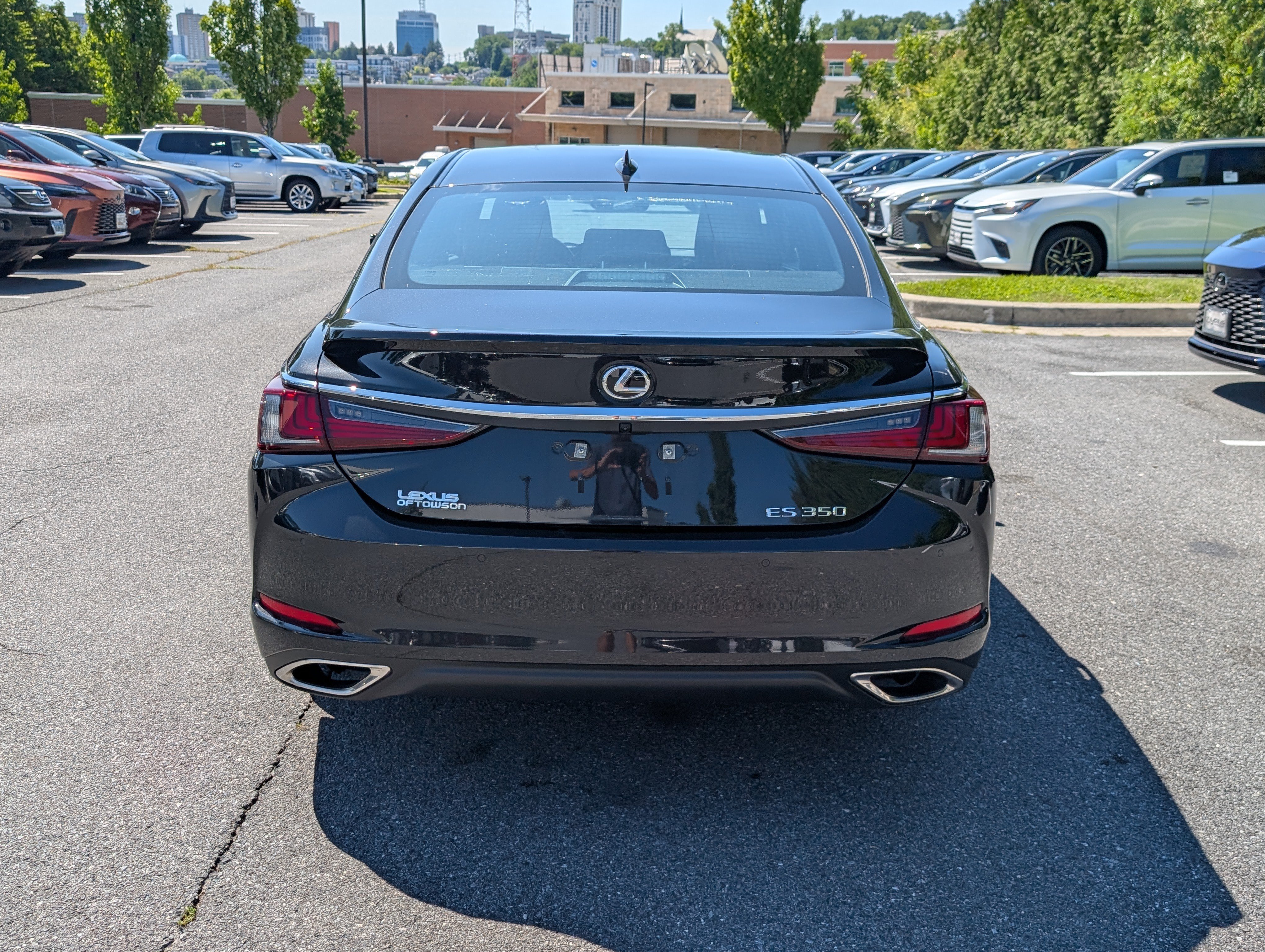 Certified 2025 Lexus ES 350 w/ Premium Package FWD image 4