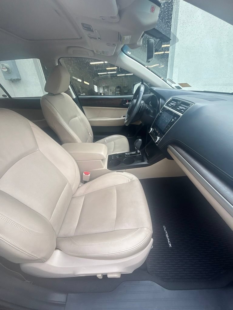 Used 2018 Subaru Outback 2.5i Limited AWD/4WD image 24