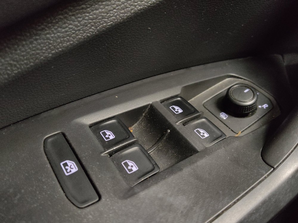 Used 2019 Volkswagen Jetta R-Line FWD image 27