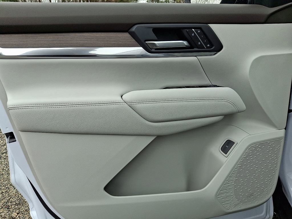 Used 2026 GMC Terrain Denali w/ LPO, Floor Liner Package image 14