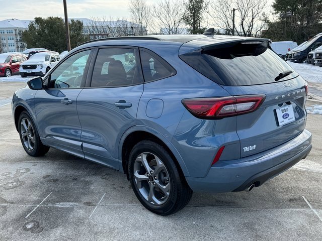 Used 2023 Ford Escape ST-Line w/ Tech Pack #1 image 10