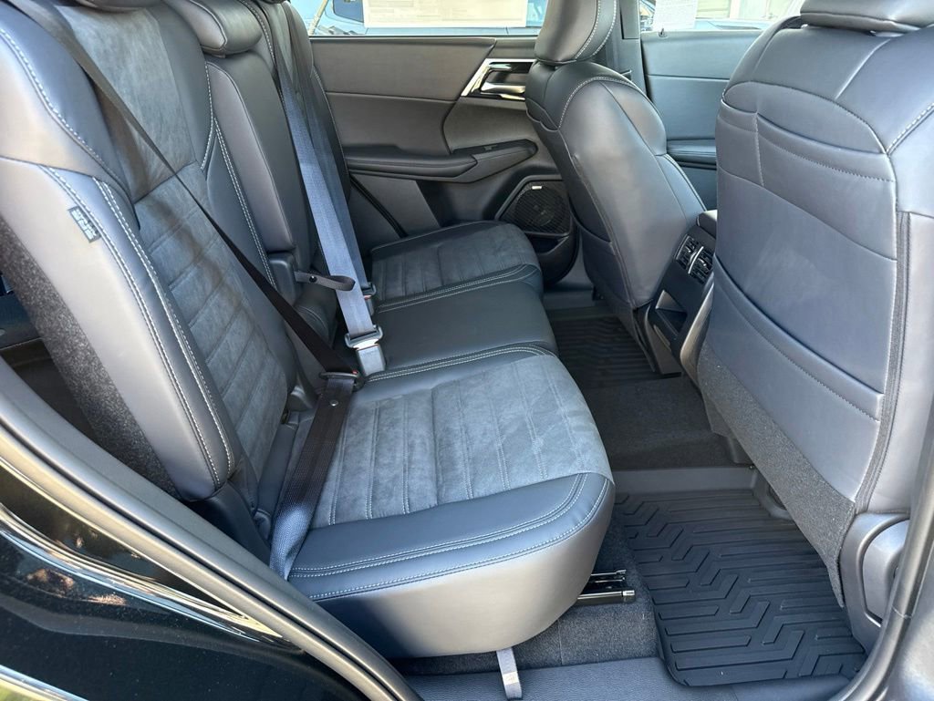 New 2026 Mitsubishi Outlander LE FWD image 27