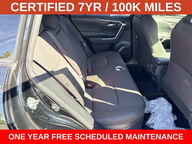 Used 2024 Toyota RAV4 SE AWD/4WD image 11