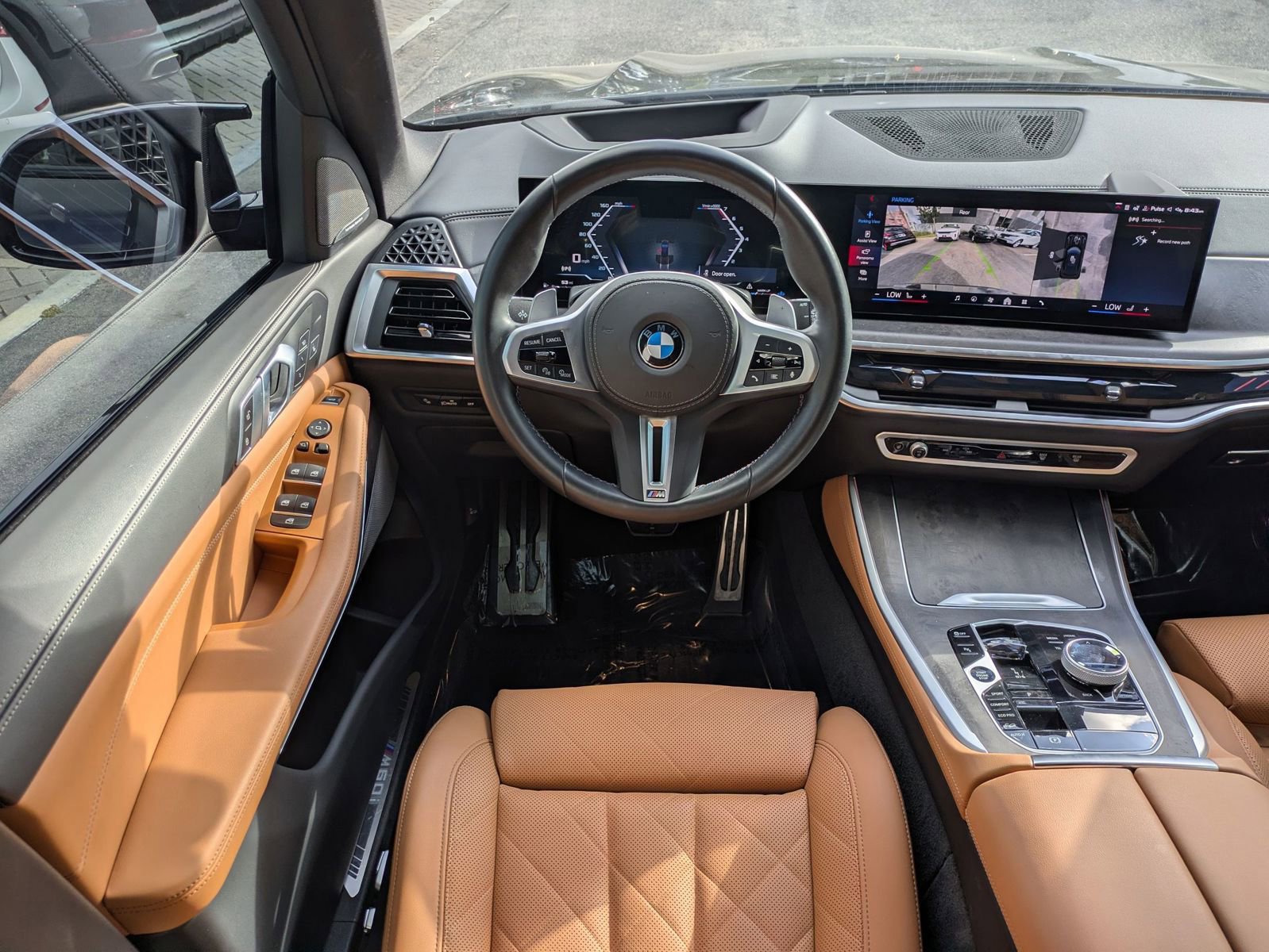 Used 2025 BMW X5 M60i w/ Executive Package image 26