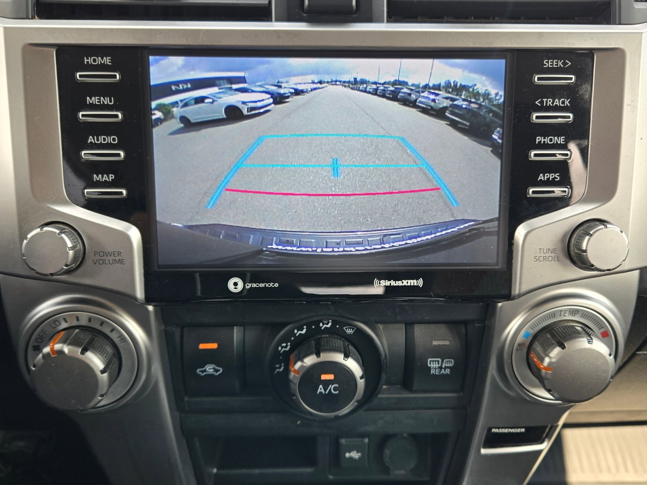 Used 2023 Toyota 4Runner SR5 AWD/4WD image 29