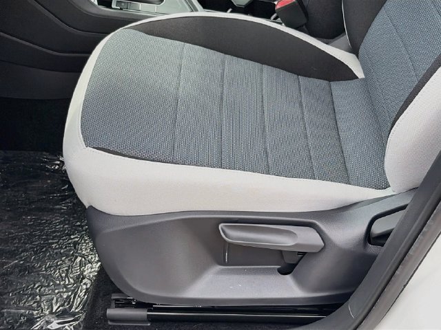 New 2026 Volkswagen Taos S FWD image 17