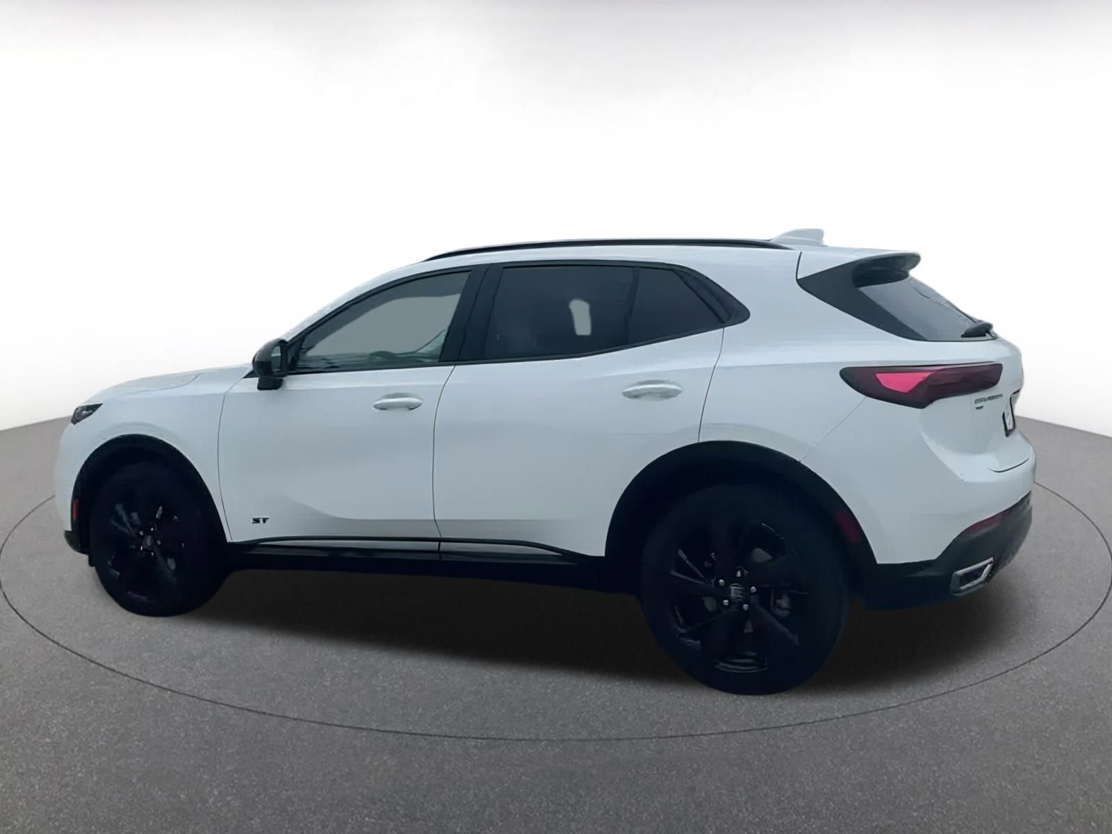 Used 2024 Buick Envision Sport Touring image 9