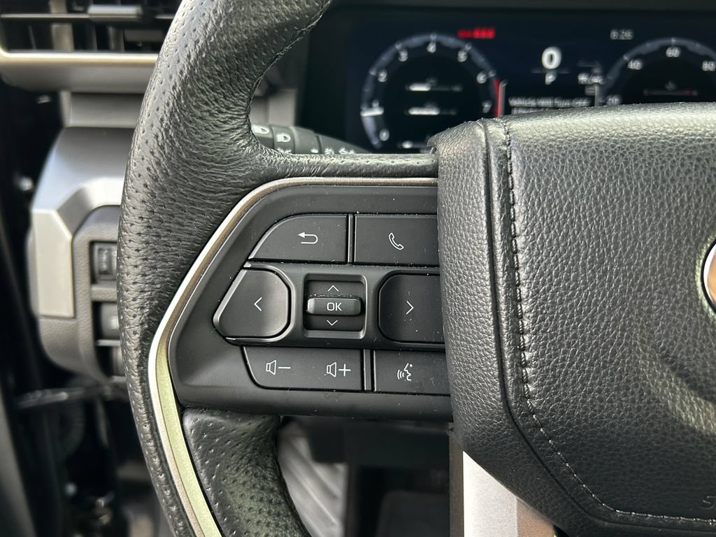 Used 2024 Toyota Tacoma TRD Off-Road AWD/4WD image 12