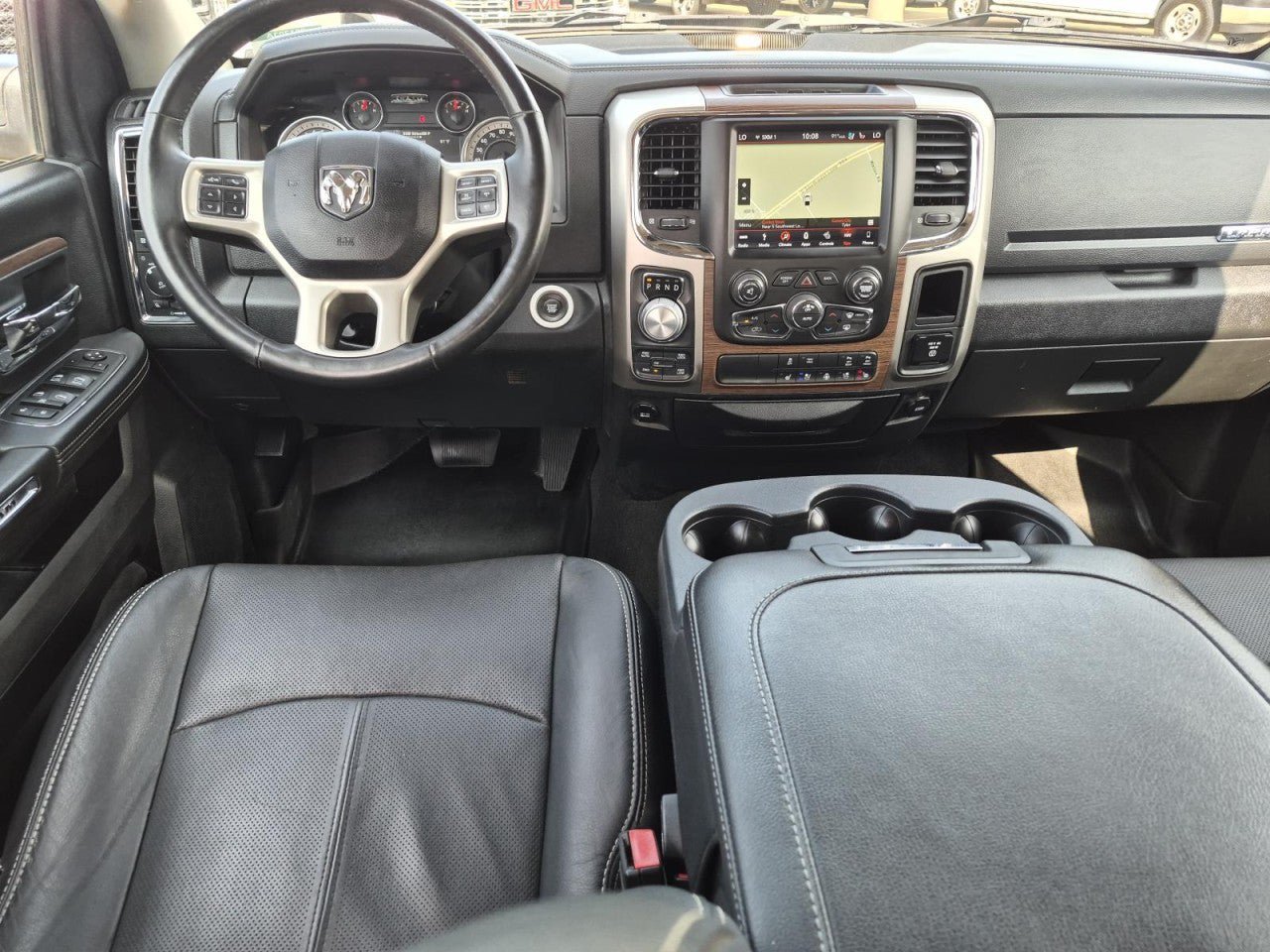 Used 2018 RAM 1500 Laramie w/ Convenience Group AWD/4WD image 16