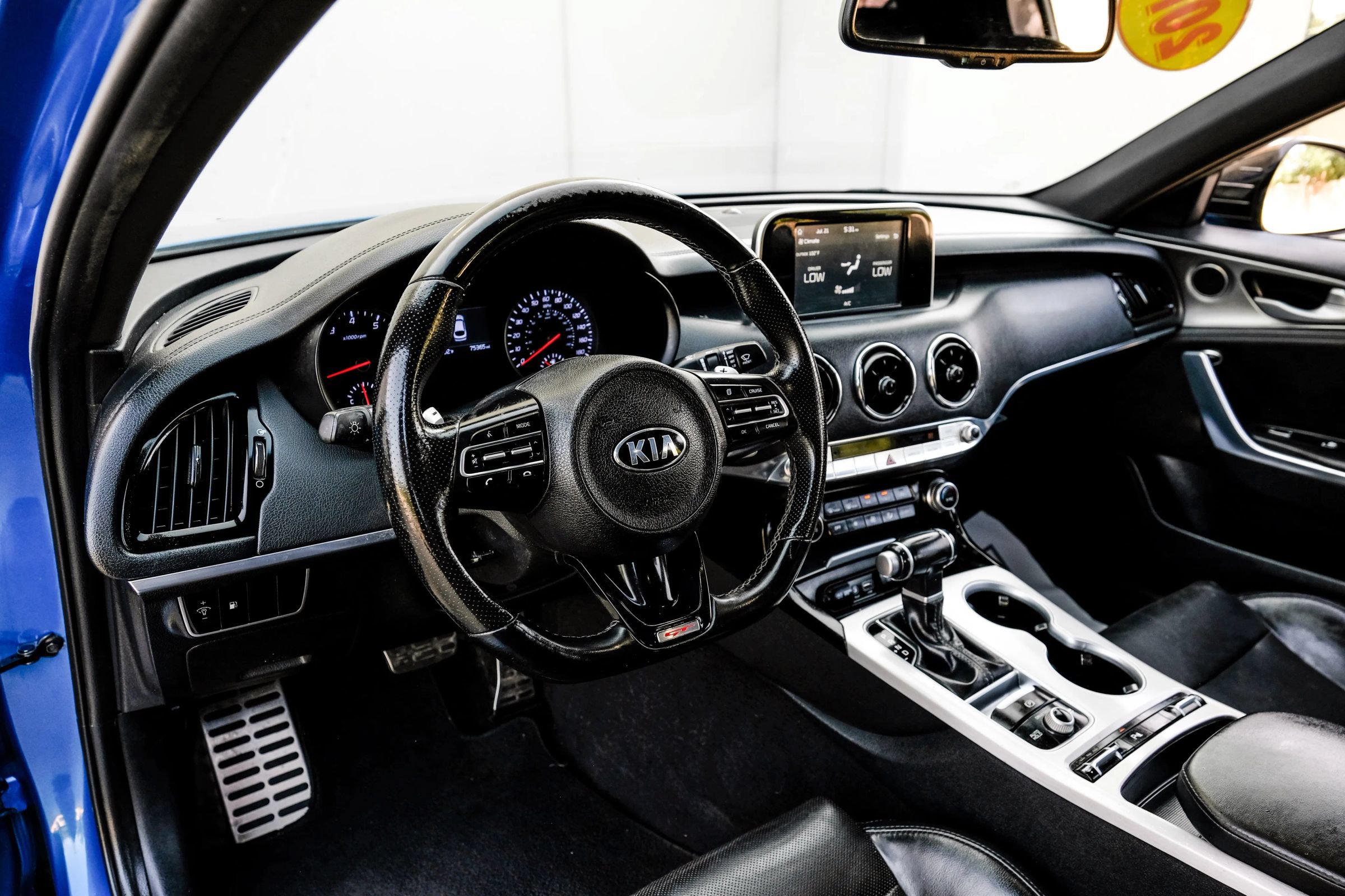 Used 2018 Kia Stinger GT RWD image 17
