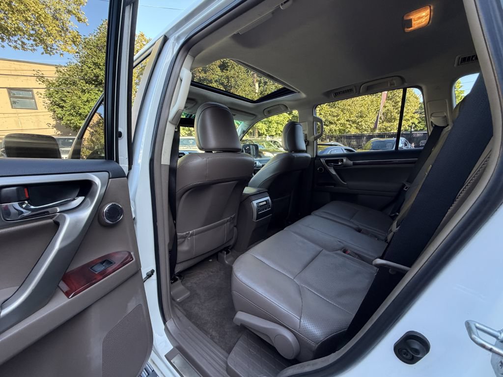 Used 2012 Lexus GX 460 Premium AWD/4WD image 15