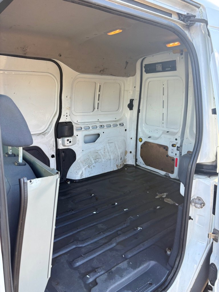 Used 2012 Ford Transit Connect XL image 11