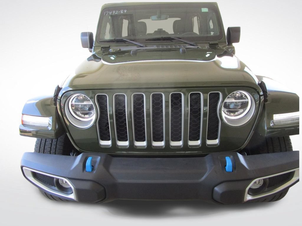 Used 2022 Jeep Wrangler Unlimited Sahara AWD/4WD image 24