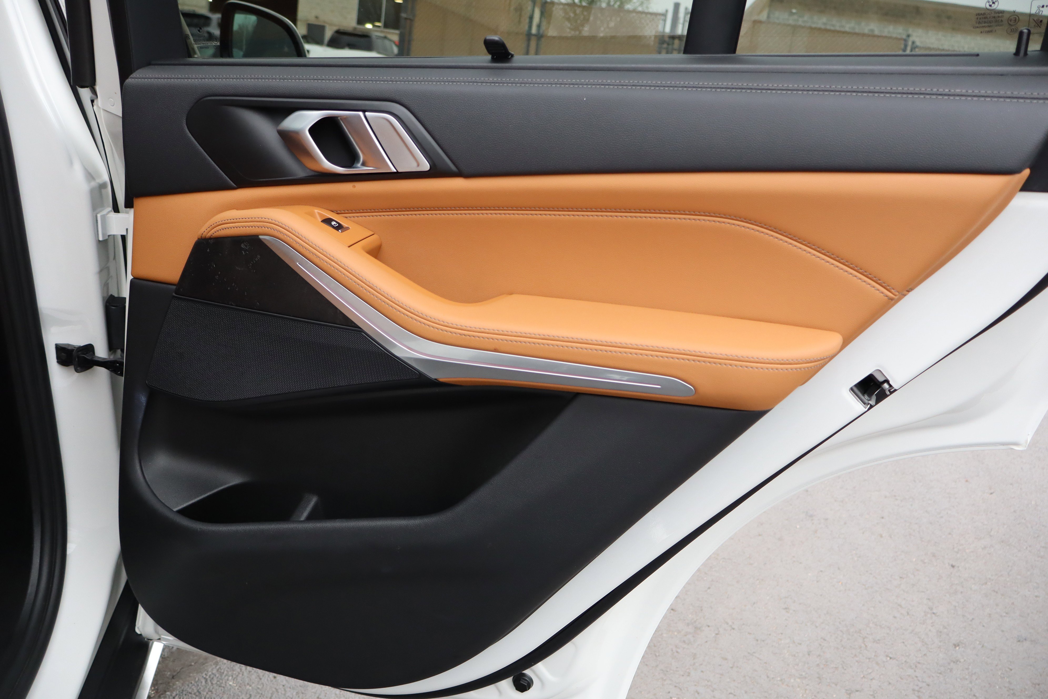 Used 2023 BMW X5 xDrive40i w/ Executive Package image 30