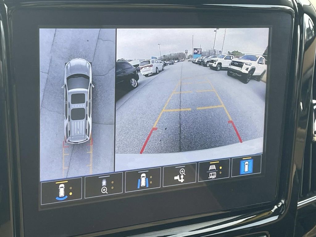 Used 2023 Chevrolet Traverse Premier w/ LPO, Floor Liner Package image 23