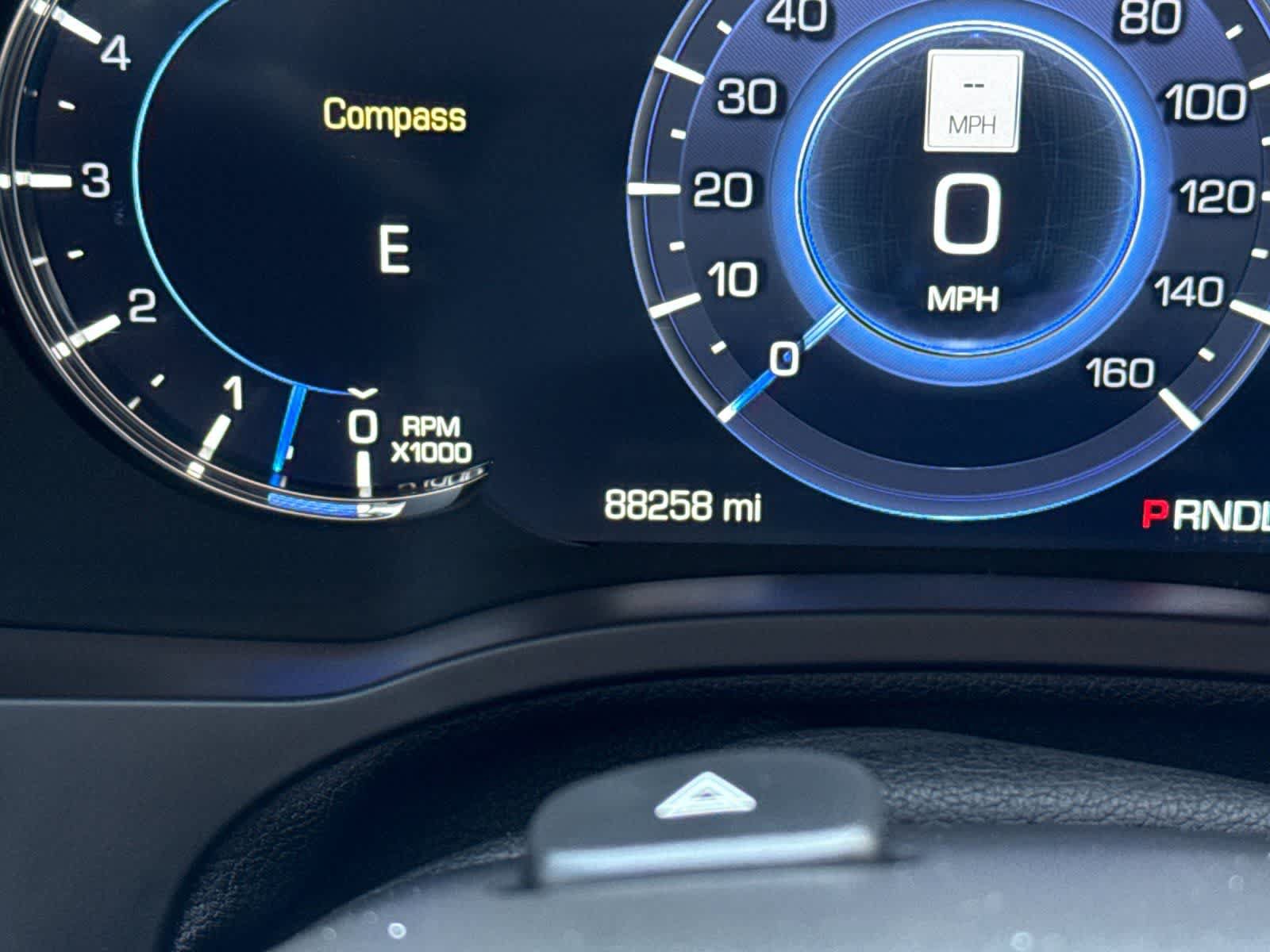 Used 2020 Cadillac Escalade Premium Luxury AWD/4WD image 28