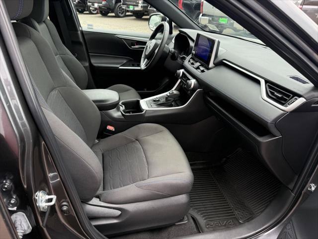 Certified 2023 Toyota RAV4 SE w/ Convenience Package AWD/4WD image 18