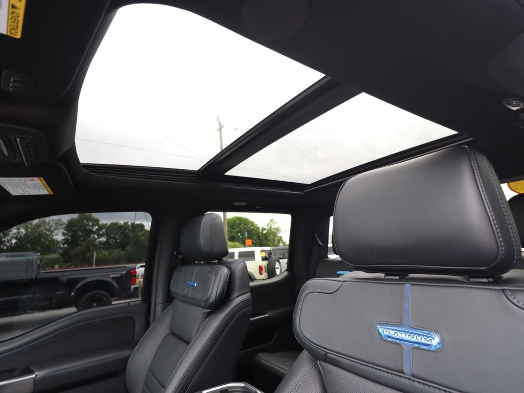 Used 2026 Ford F350 Platinum image 4