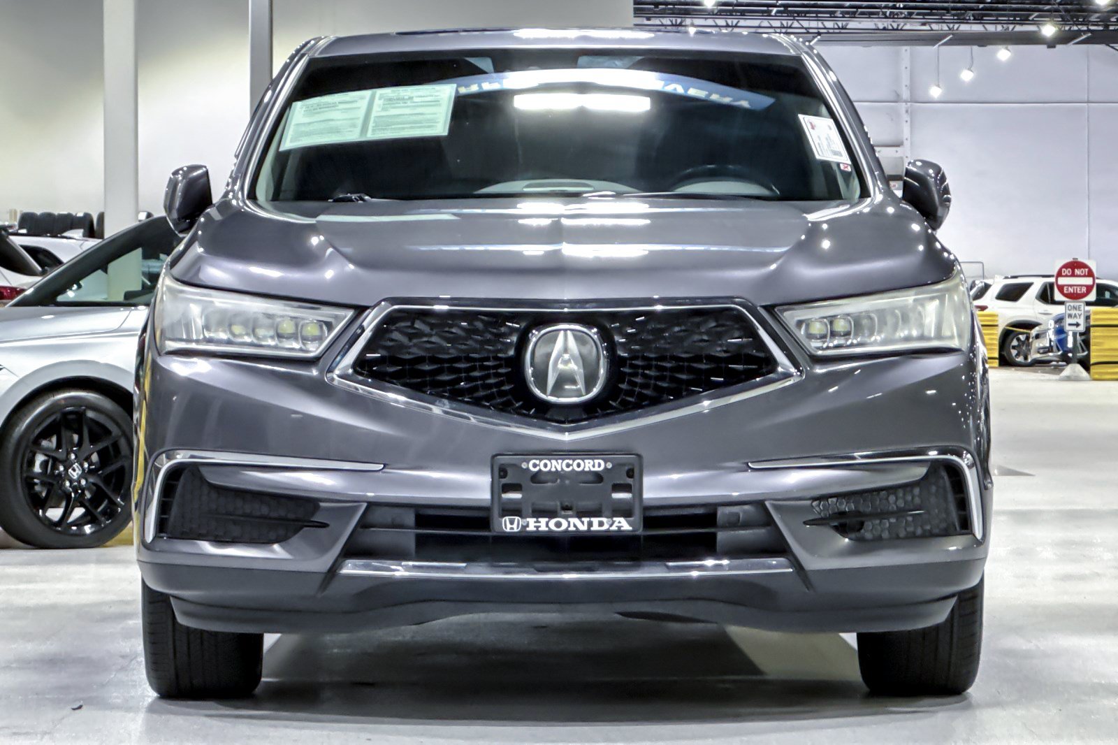 Used 2018 Acura MDX w/ Technology Package FWD image 6
