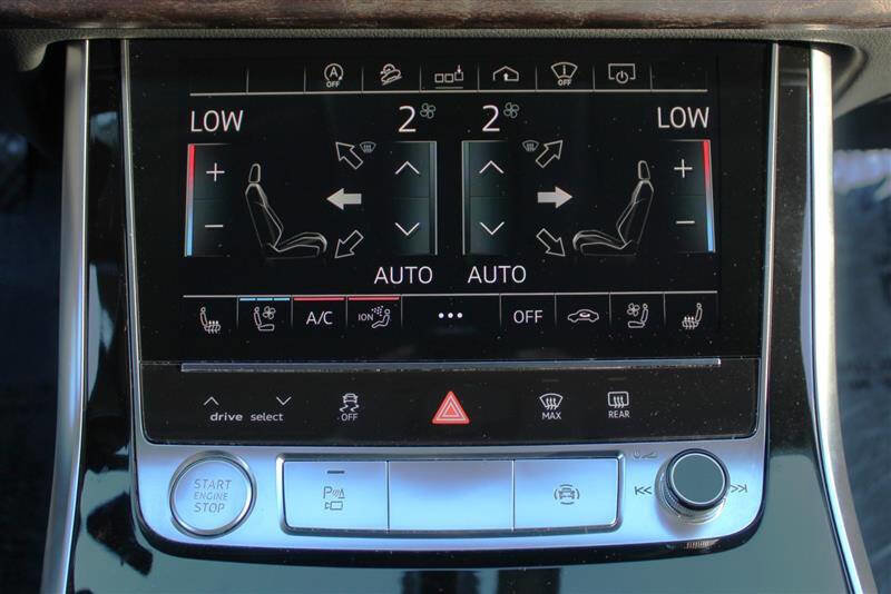 Used 2020 Audi Q8 Prestige w/ Prestige Package image 23