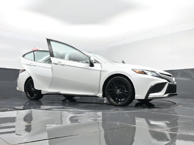 Used 2021 Toyota Camry XSE w/ Navigation Package AWD/4WD image 33
