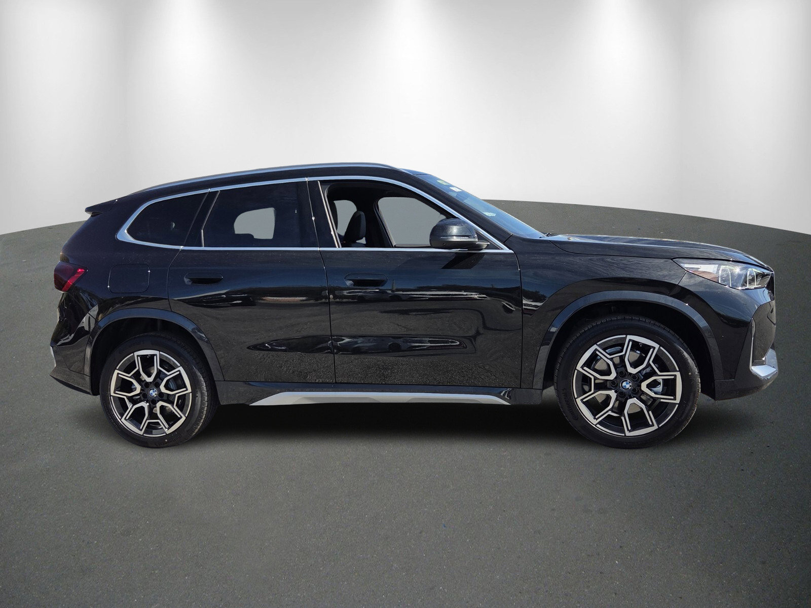 New 2026 BMW X1 xDrive28i w/ Technology Package image 8