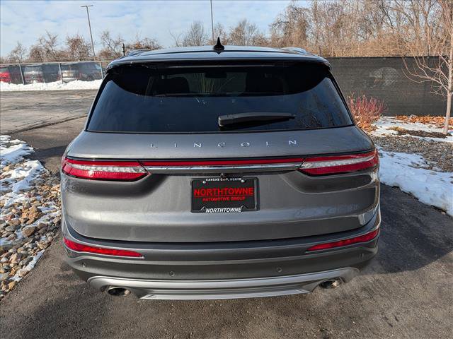 Certified 2022 Lincoln Corsair AWD w/ Premium Package image 4