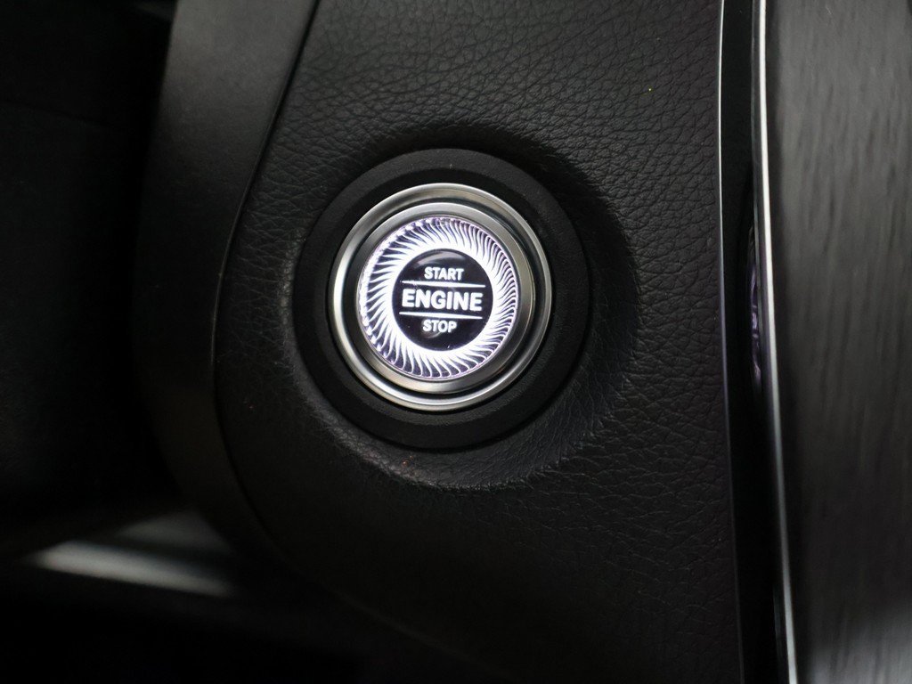 Used 2021 Mercedes-Benz GLC 300 4MATIC w/ Multimedia Package image 41