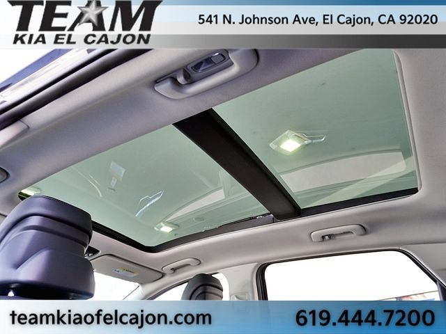 New 2026 Kia Sportage EX w/ EX Panorama Roof Package FWD image 21