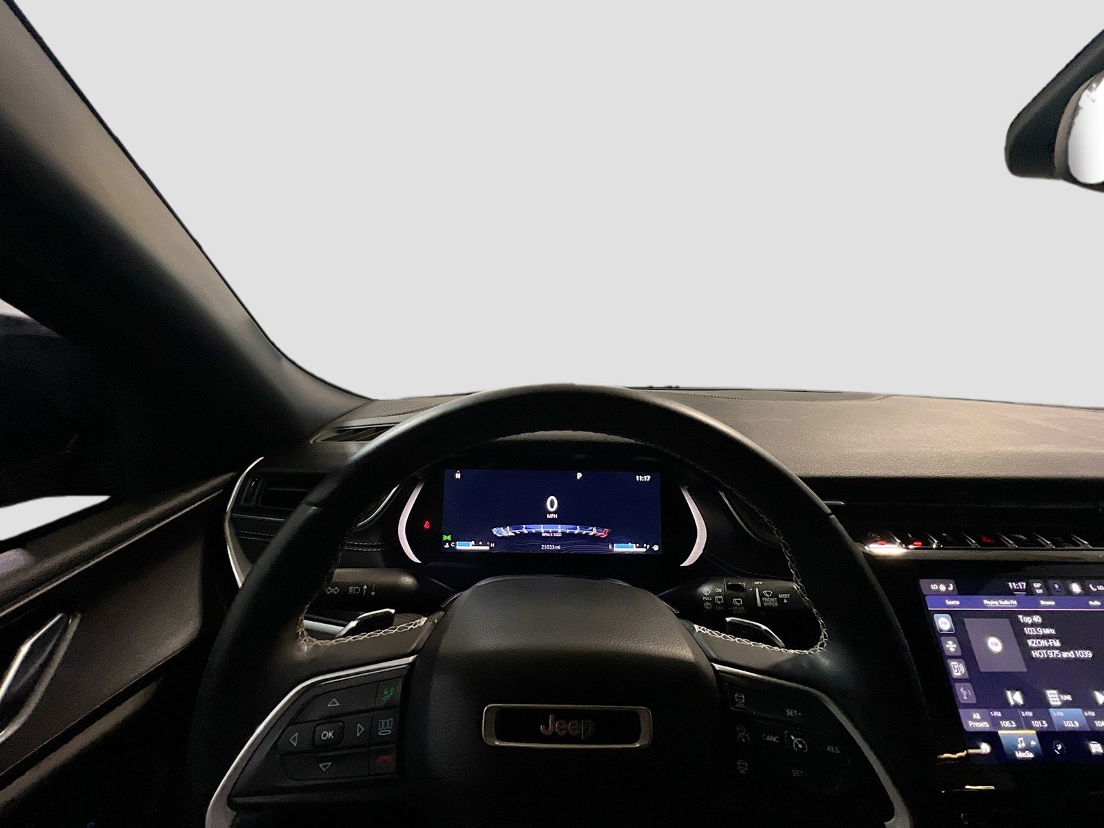 Used 2022 Jeep Grand Cherokee L Laredo RWD image 7