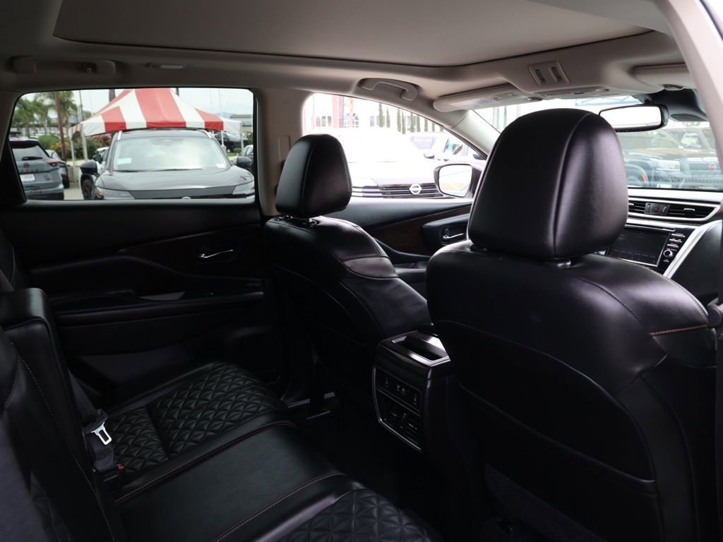 Used 2023 Nissan Murano Platinum w/ Cargo Package image 17
