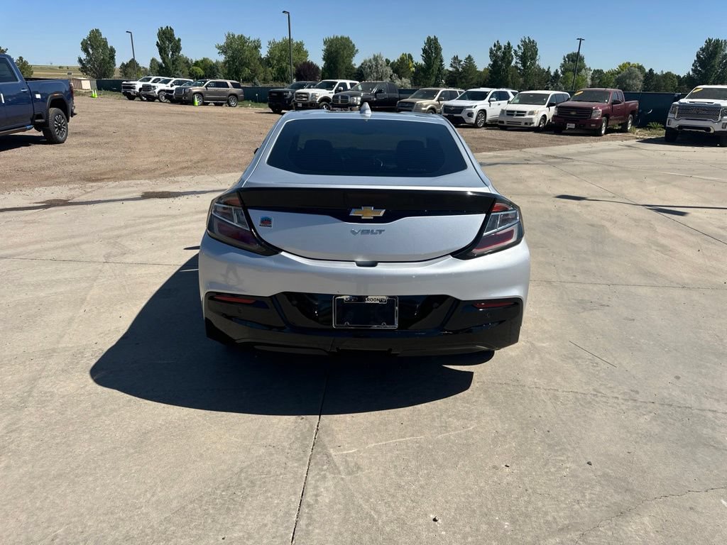 Used 2017 Chevrolet Volt Premier w/ Driver Confidence II Package FWD image 32