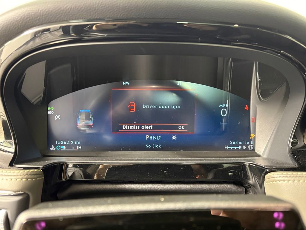 Used 2024 Lincoln Corsair Reserve w/ Equipment Group 202A image 16