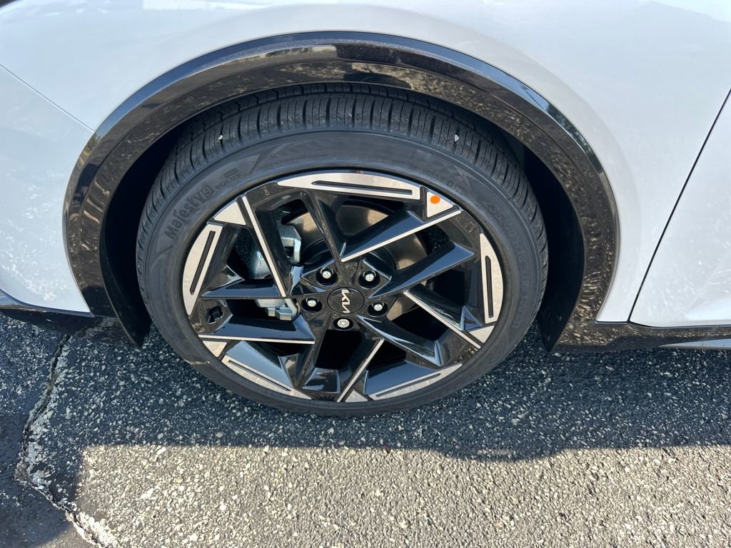 New 2025 Kia K4 GT-Line image 40
